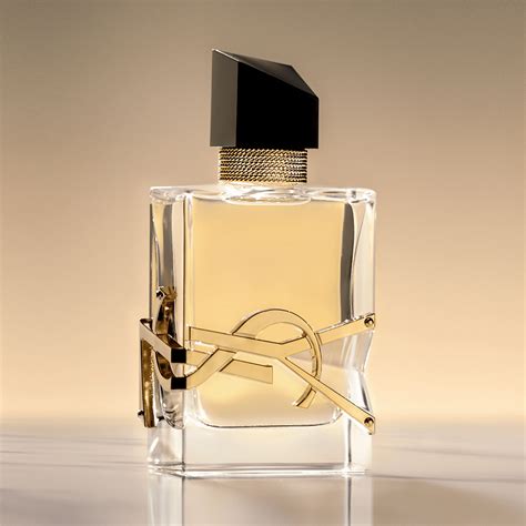 perfume libre yves saint laurent resenha|what does libre smell like.